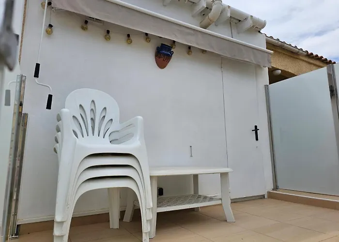 Casita Mona En La Marina